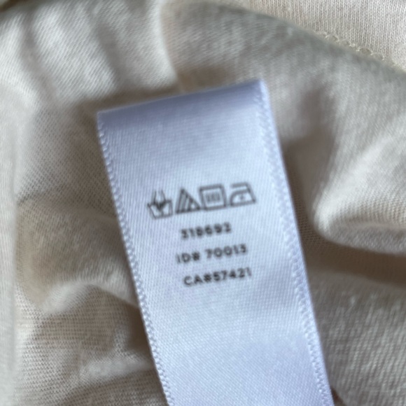 LOFT SLEEVELESS EYELET (M) TOP PRE-OWNED - Picture 6 of 7